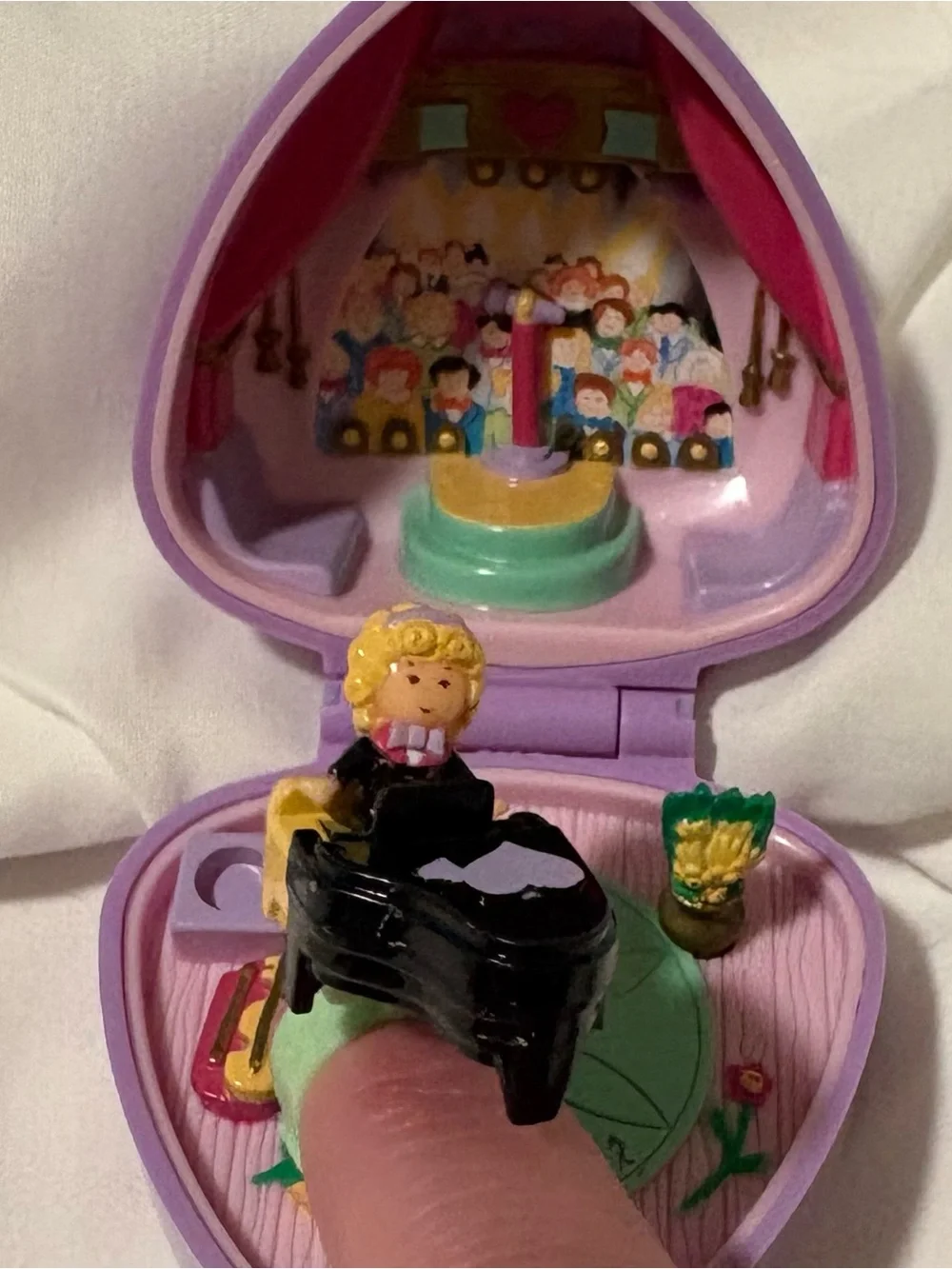Polly Pocket Polly’s Perfect Paino Recital Ring Case, 1991 by Blue Bird